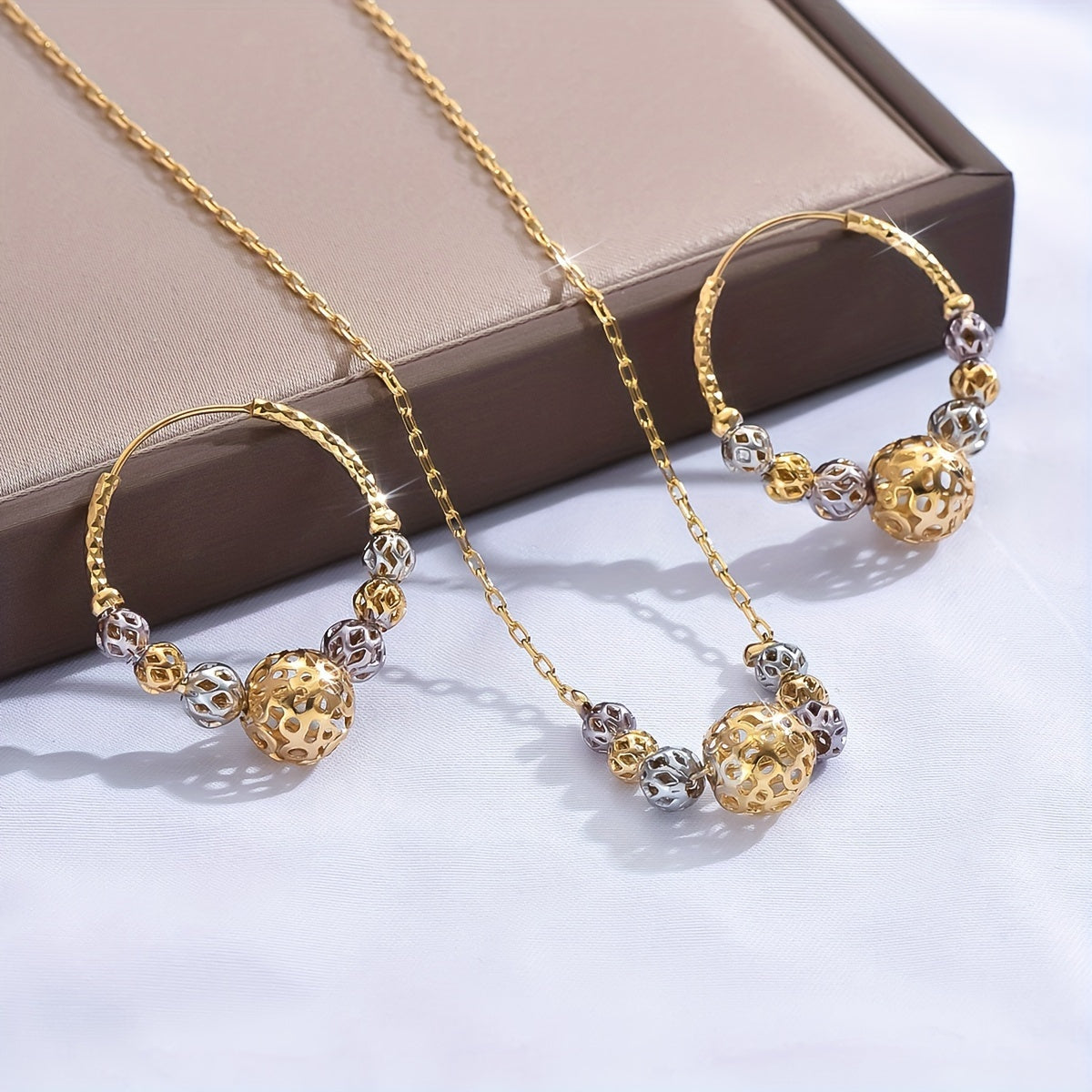 Golden Sphere Elegance Set – Necklace & Earrings Set