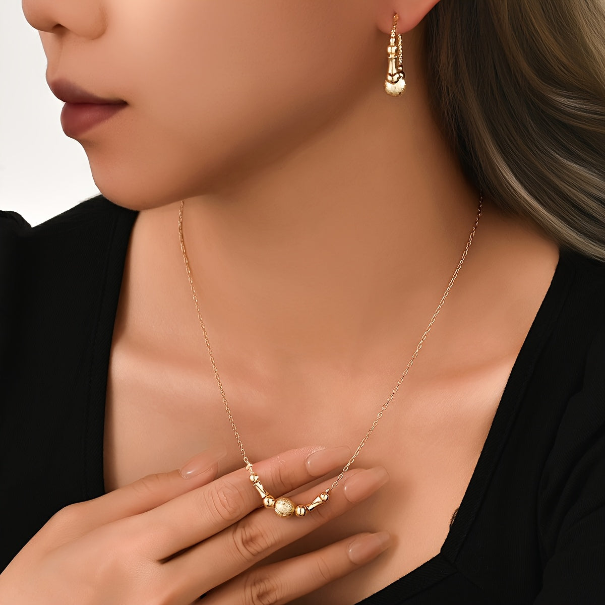 Golden Harmony Jewelry Set – Minimal Necklace & Hoop Earring Combo