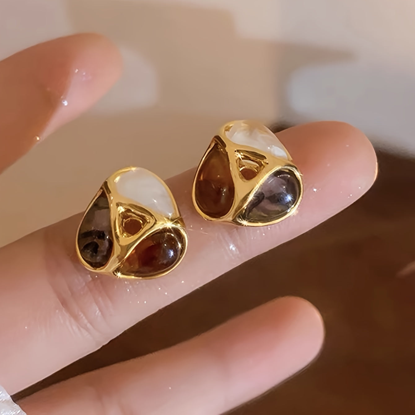 Aurora Stone Gold Studs – Tri-Tone Gemstone Elegance Earrings
