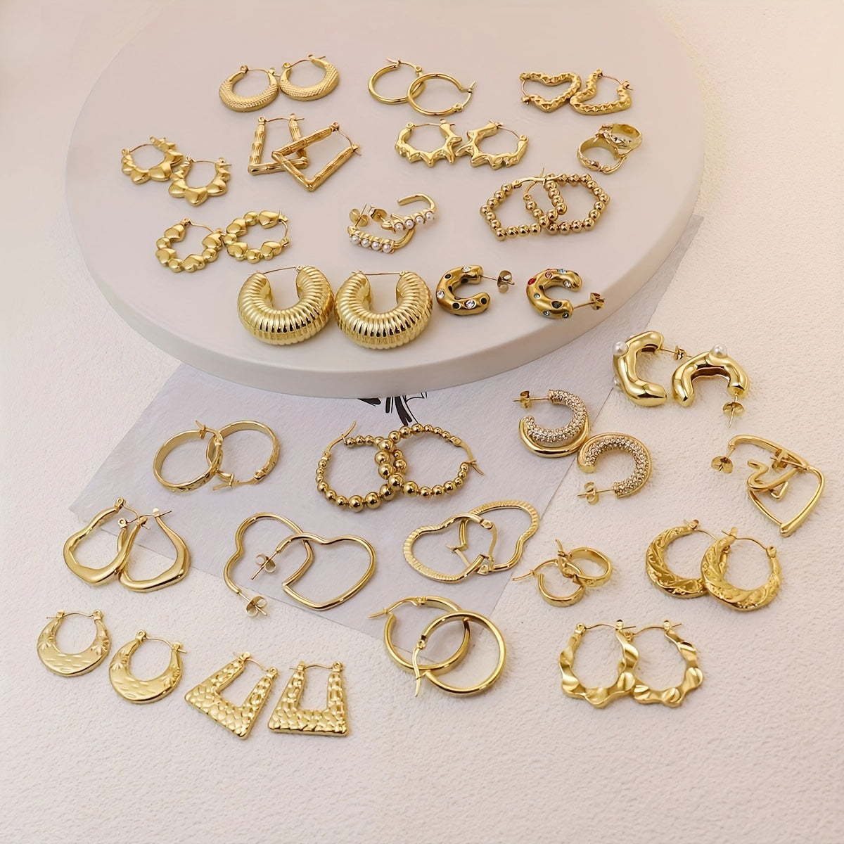 Golden Luxe Hoop Earring Collection – 26 Pairs of Trendy Gold Plated Hoops for Every Occasion
