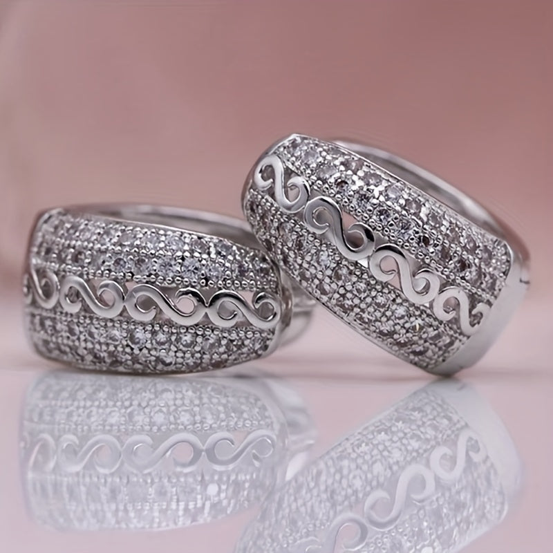 Silver Royale Crystal Hoop Earrings – Elegant Sparkling Party Wear Jewelry