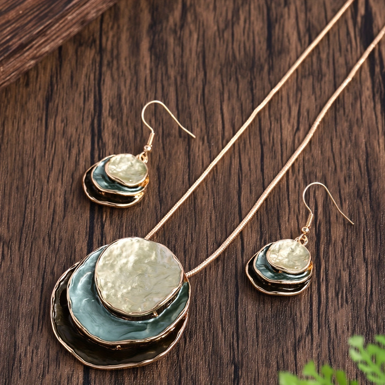 Layered Ocean Waves Necklace Set – Boho Chic Necklace & Earrings Set