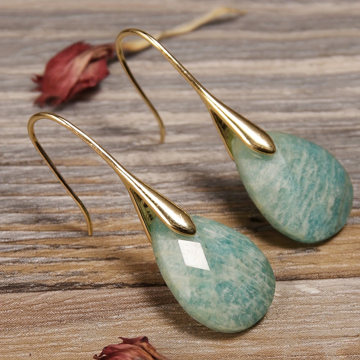 Ocean Mist Gem Drop Earrings – Gold & Aqua Elegance