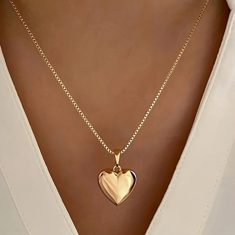 Golden Heart Romance Set – Necklace & Earrings Set