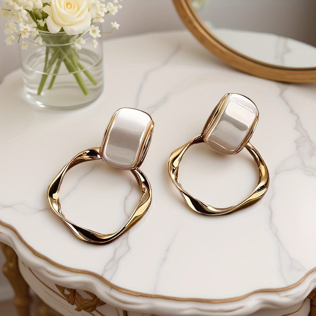 Golden Pearl Aura Earrings – Sculpted Elegance with Modern Twist