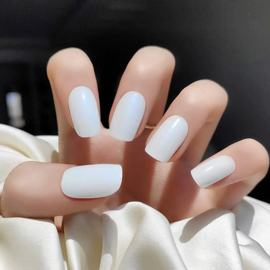 PEARL WHITE - SEMICURED UV GEL NAIL STICKERS KIT